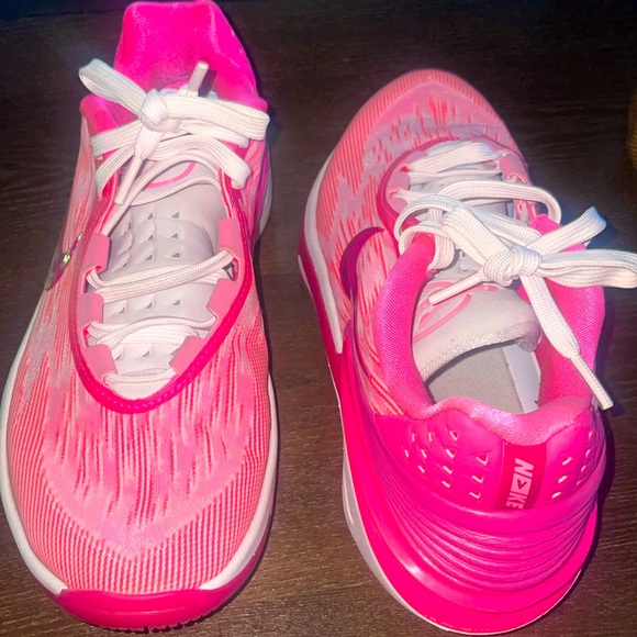 Gt cuts pink/size9